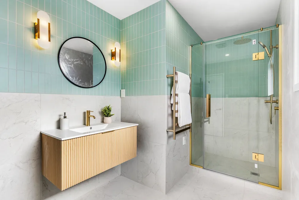 Photos of 14 Heaton Grove