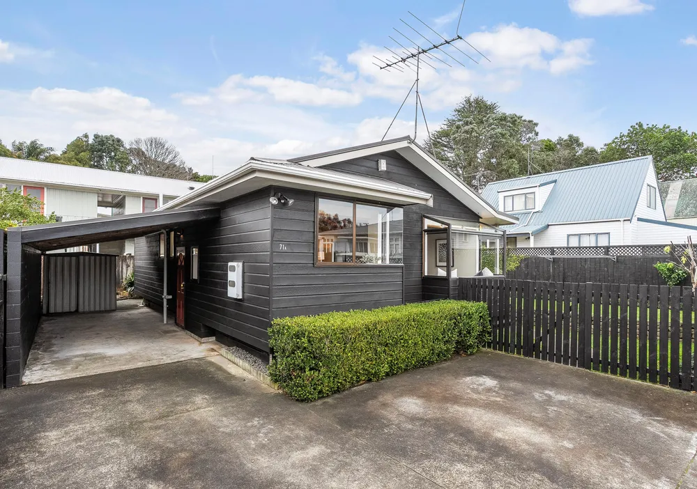 Photos of 71A Rockfield Road
