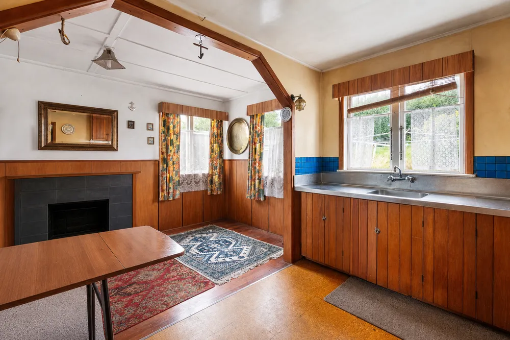 Photos of 23 Staveley Avenue