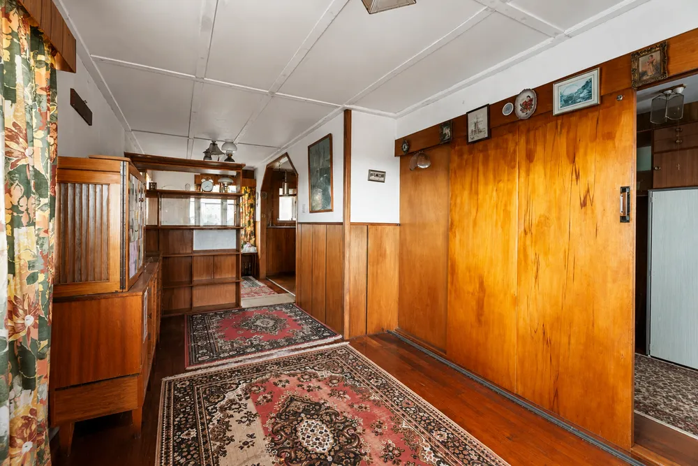 Photos of 23 Staveley Avenue