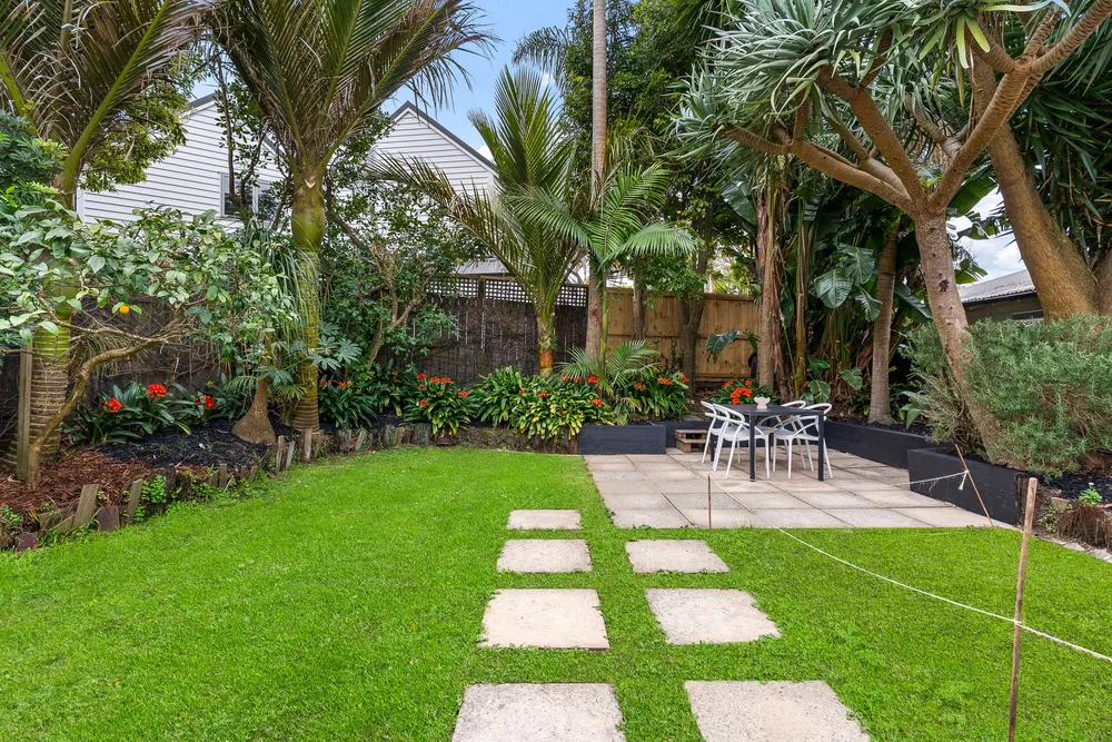 Photos of 6 Buller Street