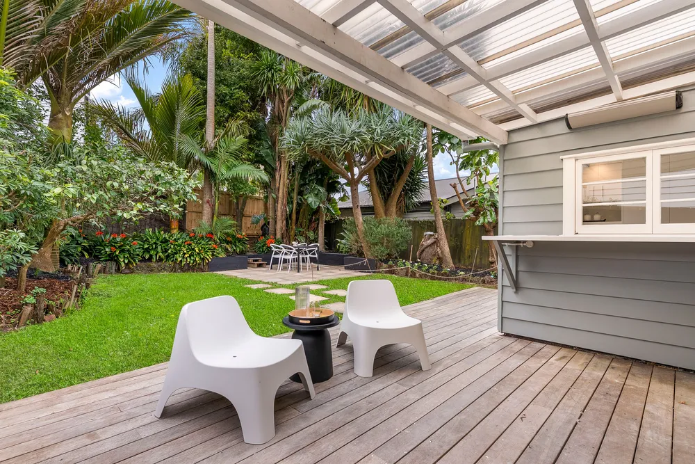 Photos of 6 Buller Street