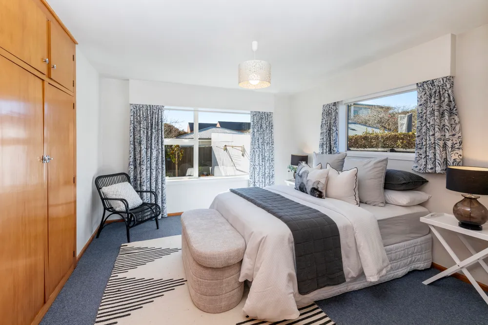 Photos of 2/4 Lansbury Avenue