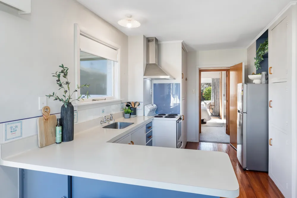 Photos of 2/4 Lansbury Avenue