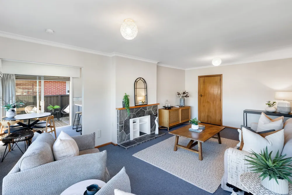 Photos of 2/4 Lansbury Avenue