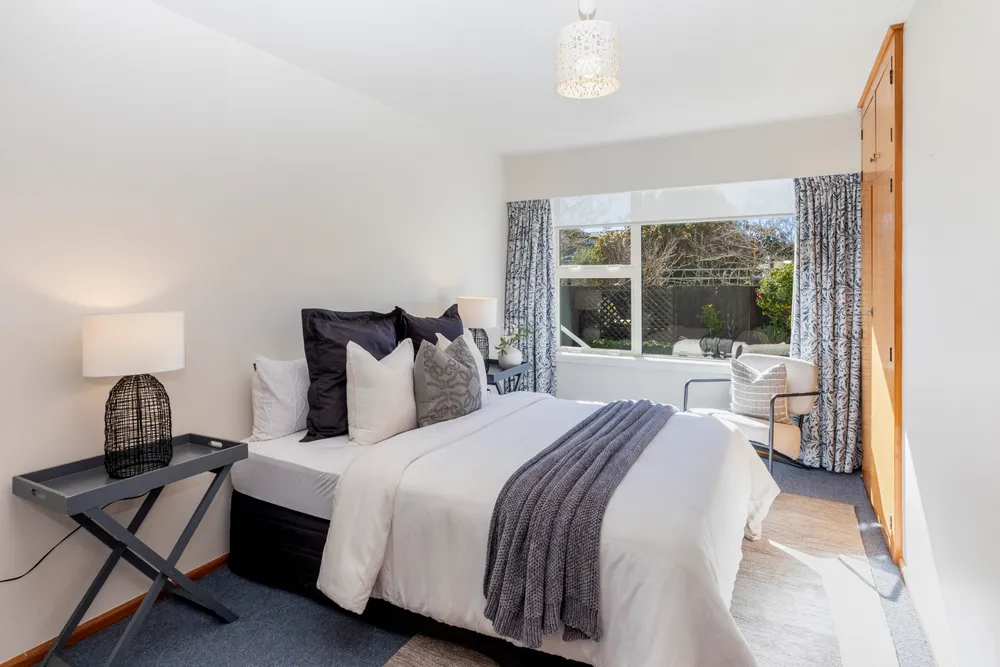 Photos of 2/4 Lansbury Avenue