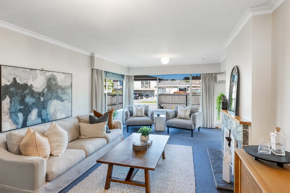 Photos of 2/4 Lansbury Avenue