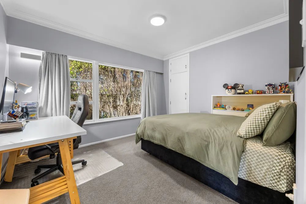 Photos of 41 Walpole Avenue