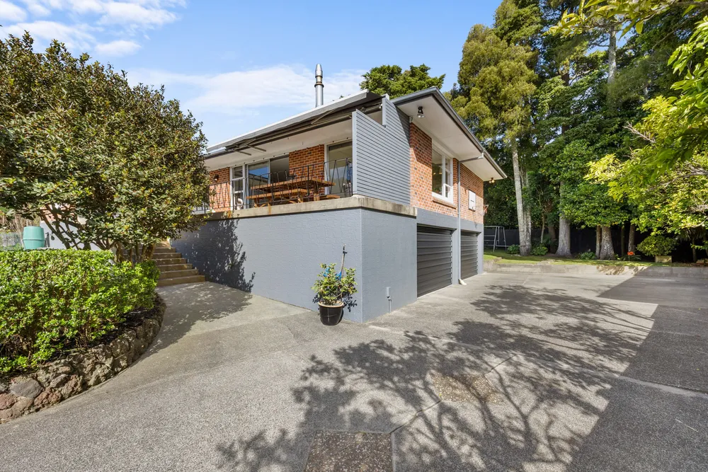 Photos of 41 Walpole Avenue