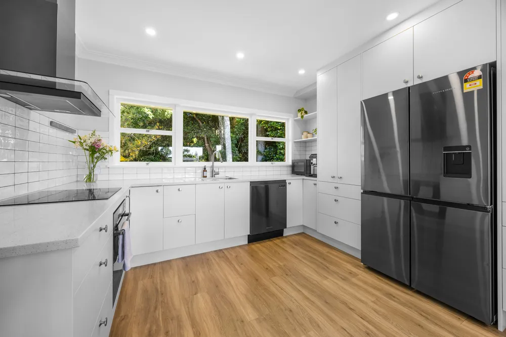 Photos of 41 Walpole Avenue