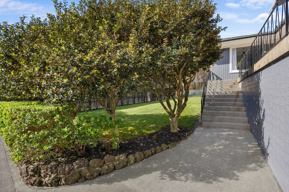 Photos of 41 Walpole Avenue