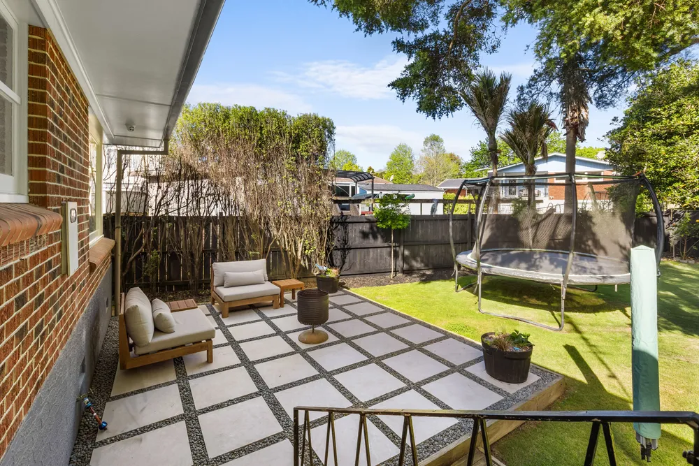 Photos of 41 Walpole Avenue