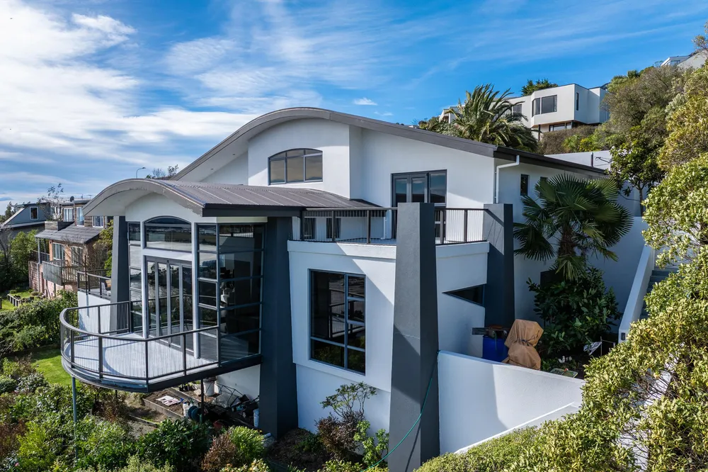 Photos of 8 Valley View