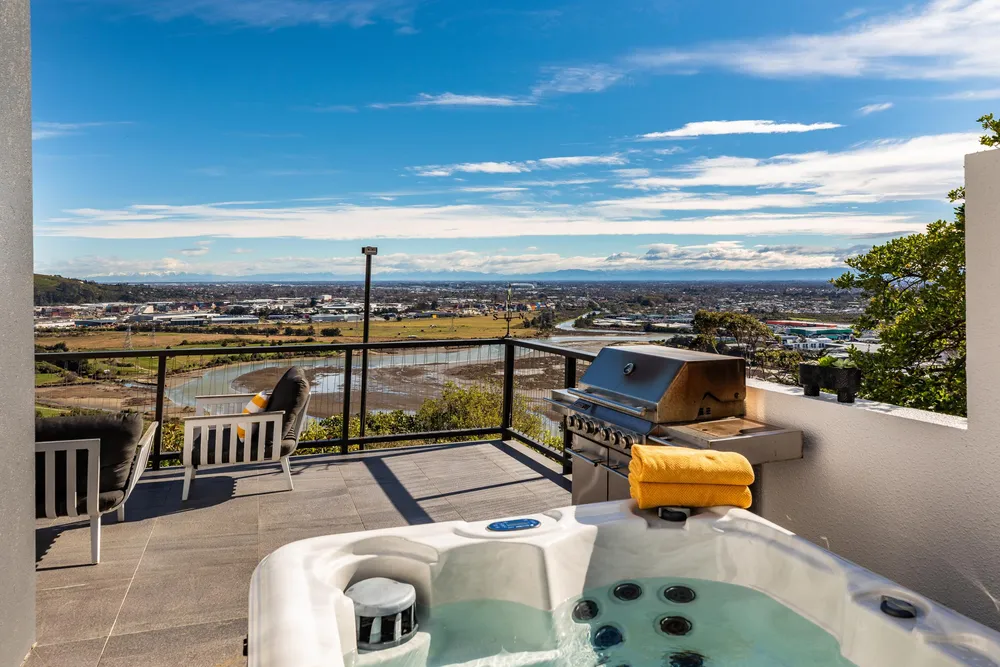 Photos of 8 Valley View