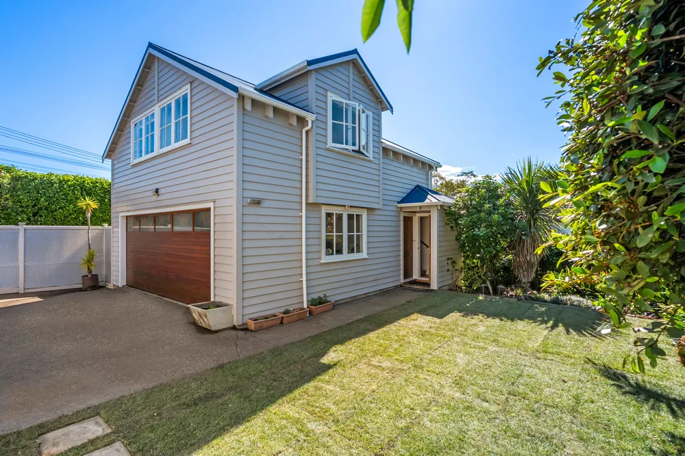 Photos of 31 Allendale Road