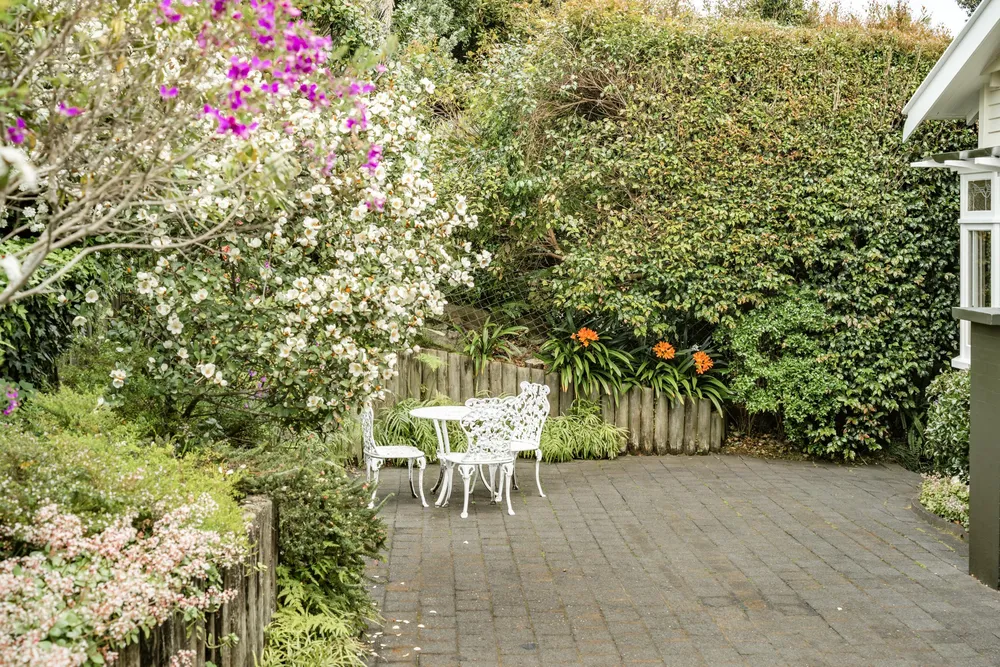 Photos of 14 Waiatarua Road