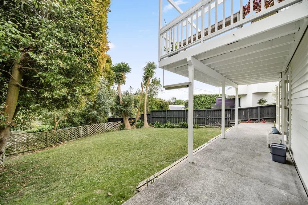 Photos of 14 Waiatarua Road