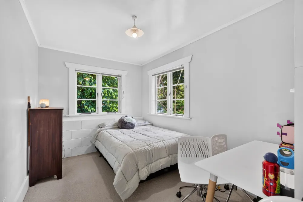 Photos of 14 Waiatarua Road