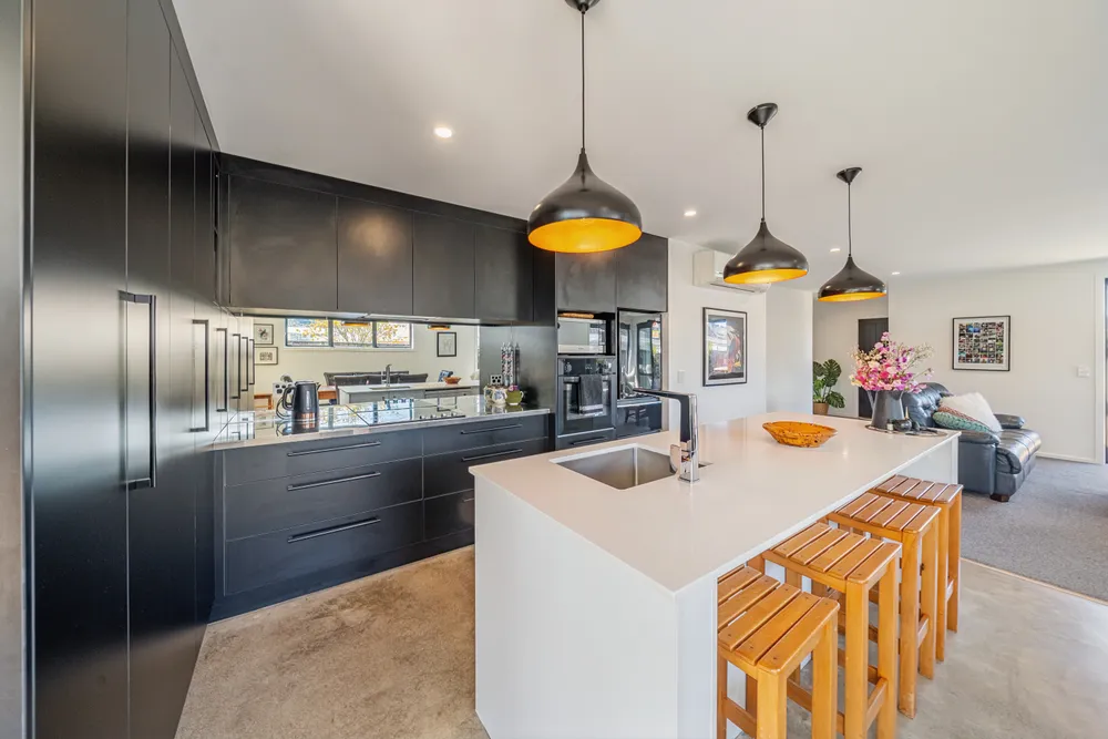 Photos of 46 Gibbons Street