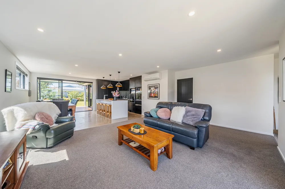 Photos of 46 Gibbons Street