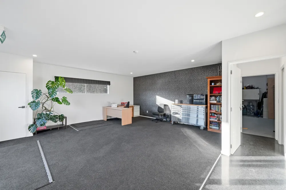 Photos of 142 Cavendish Road