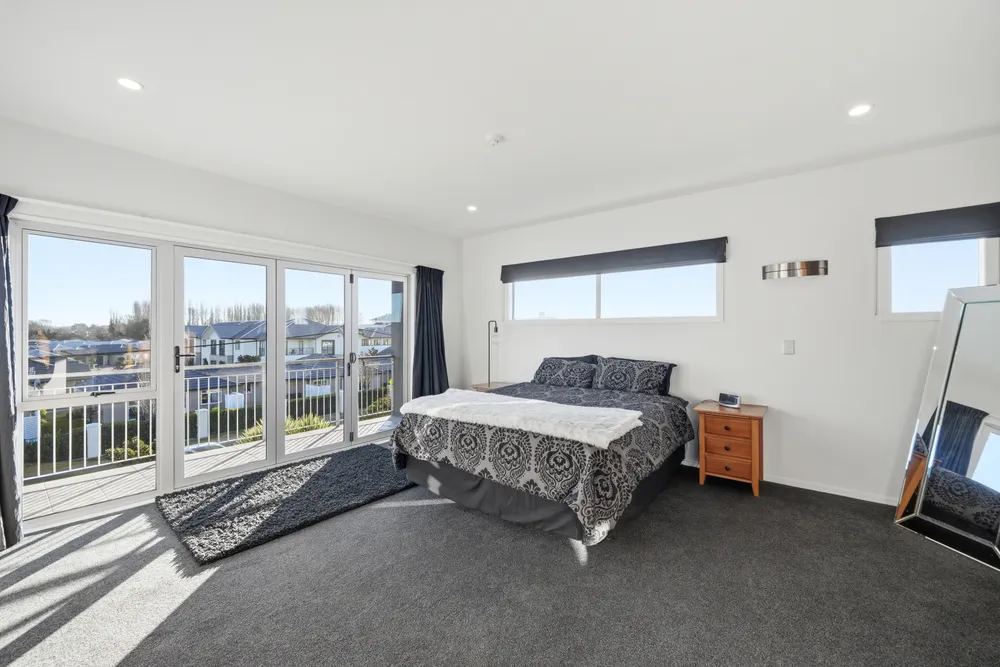 Photos of 142 Cavendish Road