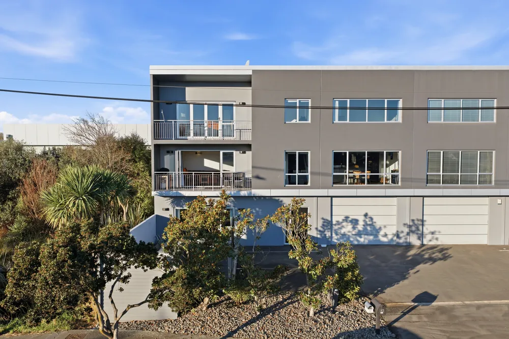 Photos of 142 Cavendish Road