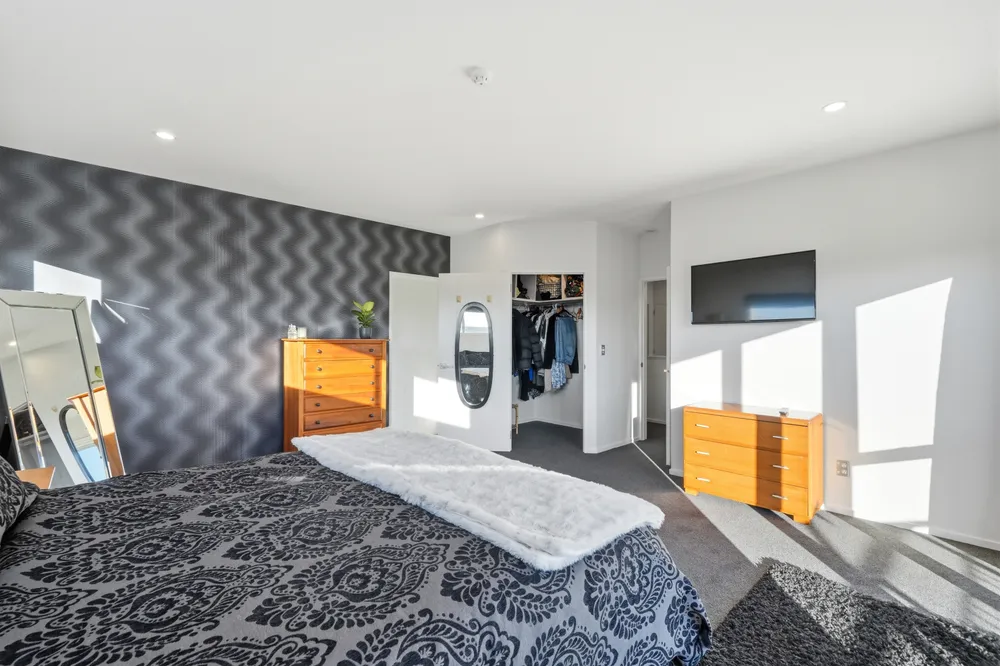 Photos of 142 Cavendish Road