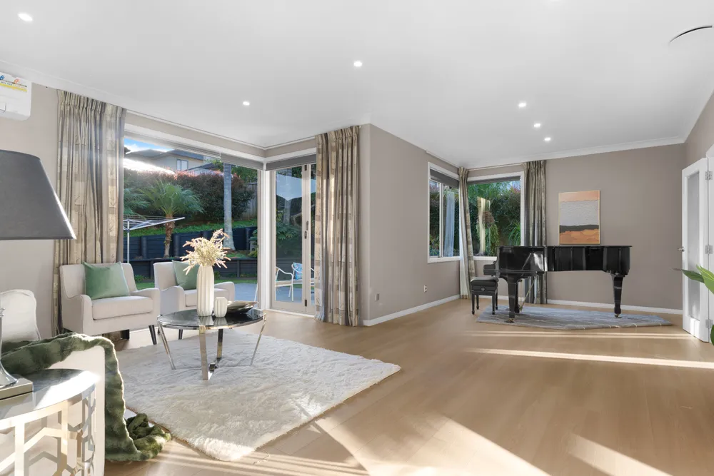 Photos of 28 Mission Heights Drive