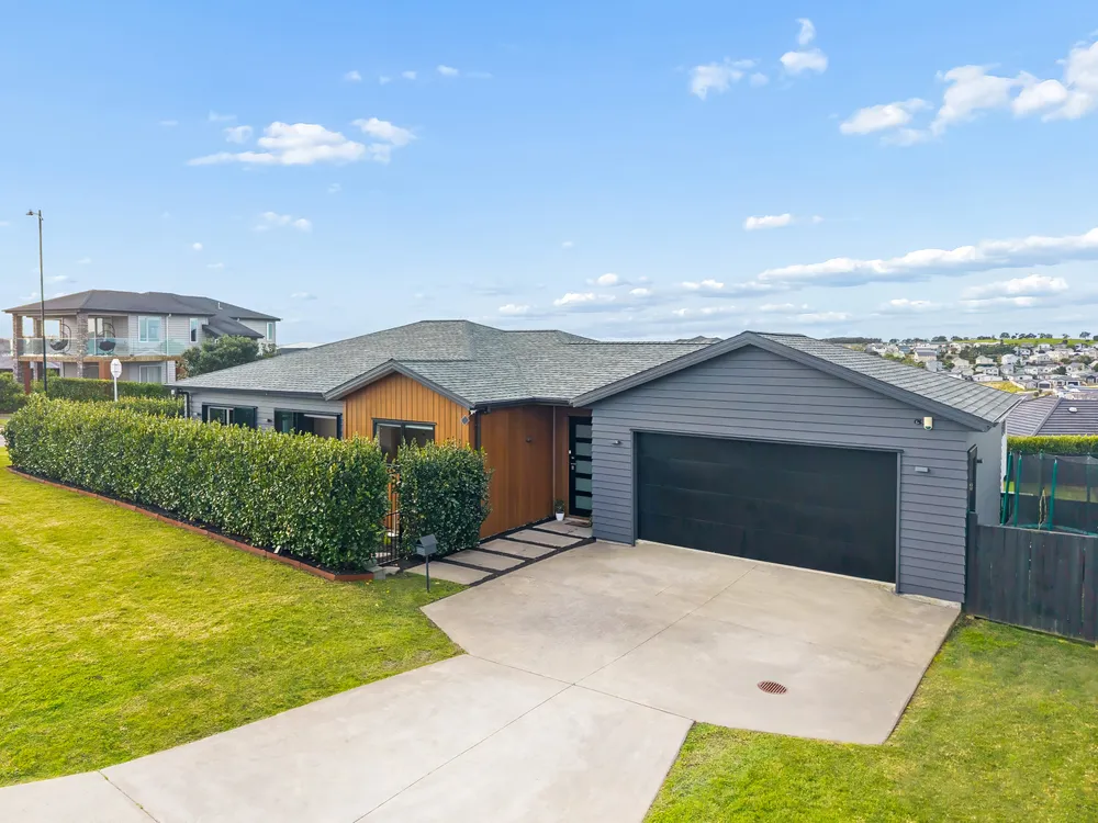 Photos of 105 Pinecrest Drive