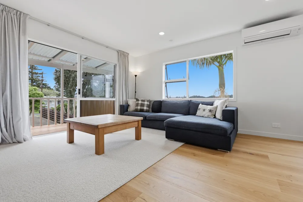 Photos of 2 Southgate Road