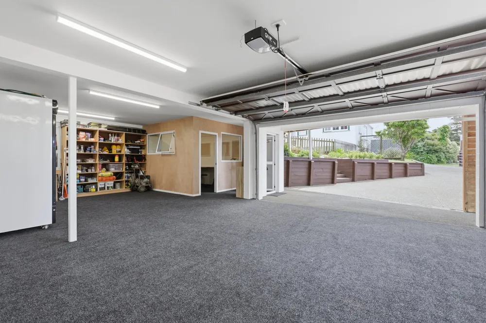 Photos of 2 Southgate Road