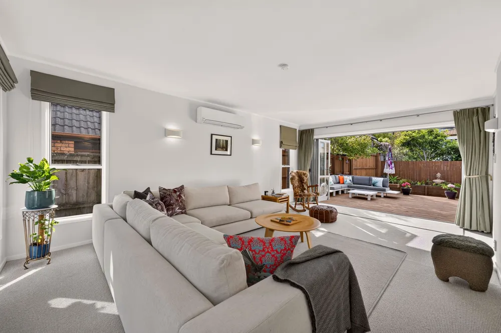 Photos of 14 Steele Street