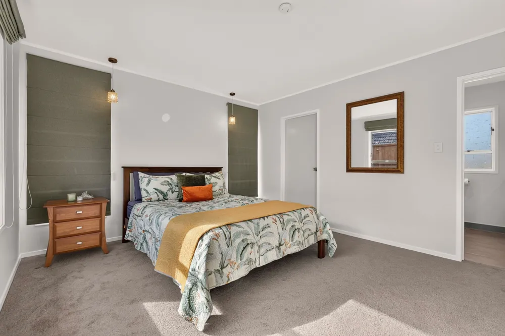 Photos of 14 Steele Street
