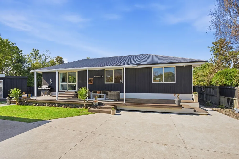 Photos of 58 Orrick Crescent