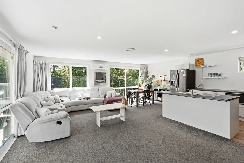 Photos of 58 Orrick Crescent