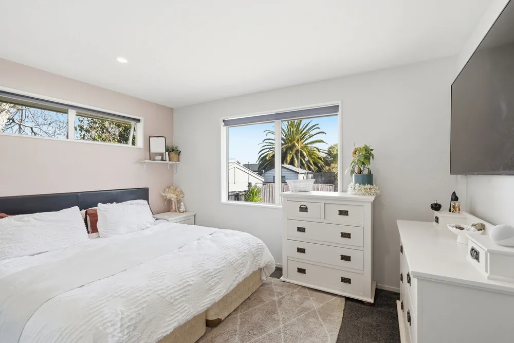 Photos of 58 Orrick Crescent