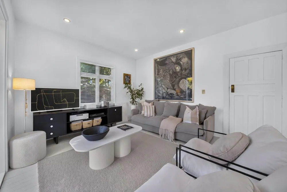 Photos of 117 Forfar Street