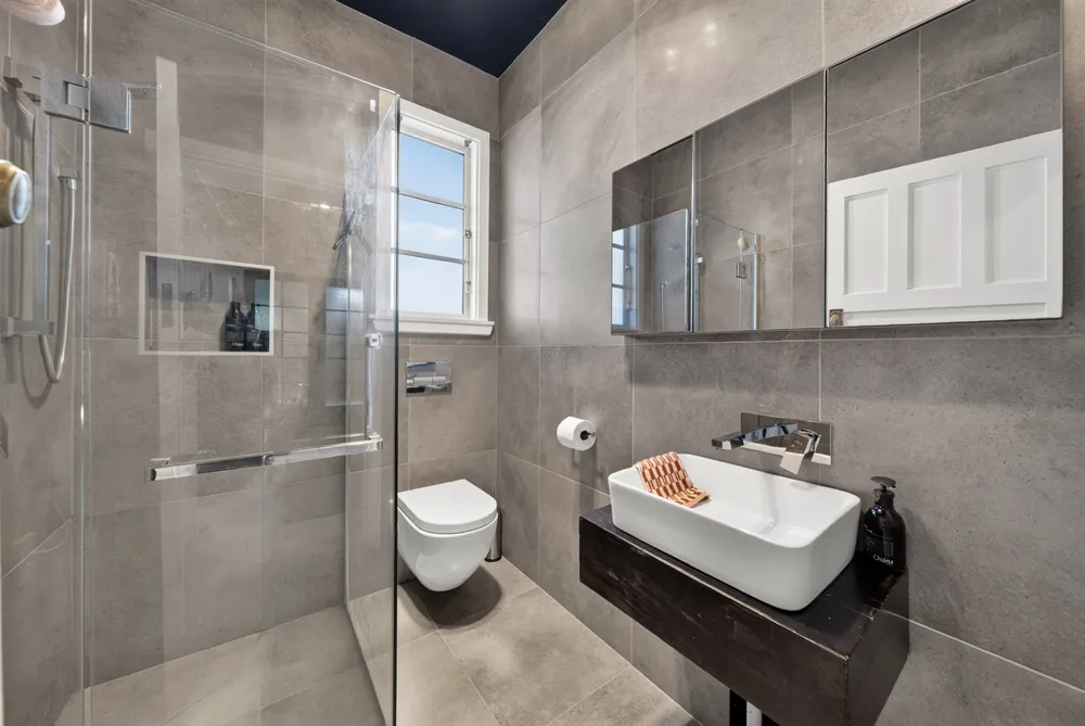 Photos of 117 Forfar Street