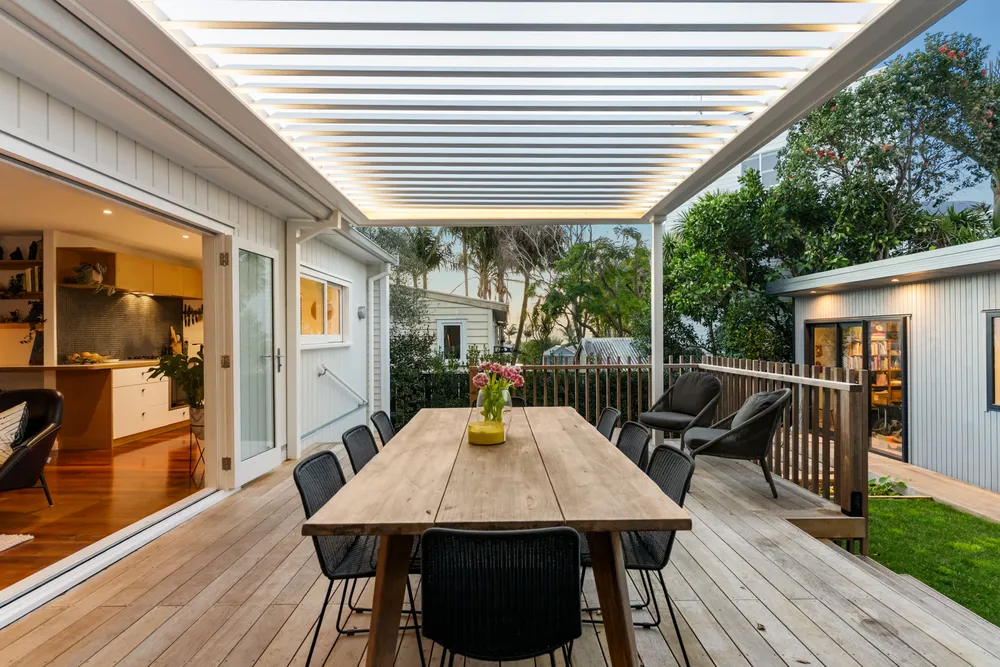 Photos of 25 Warnock Street