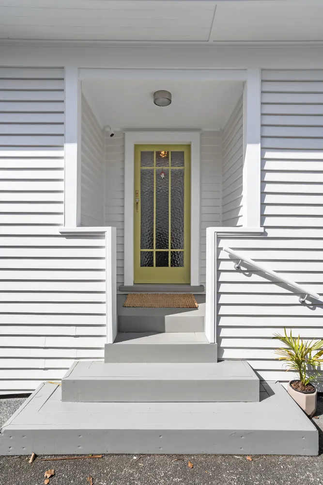 Photos of 25 Warnock Street