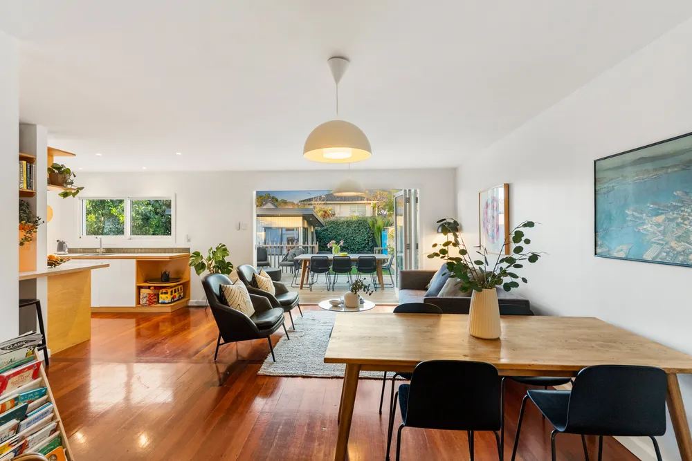 Photos of 25 Warnock Street