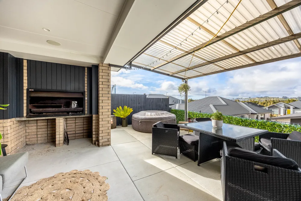 Photos of 32 Siren Street