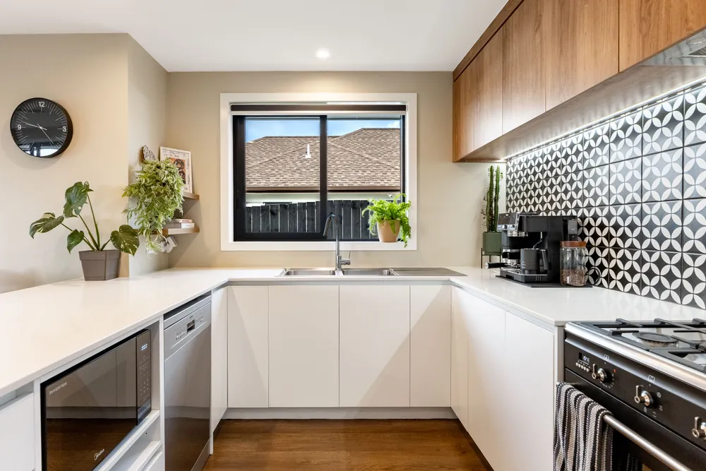 Photos of 32 Siren Street