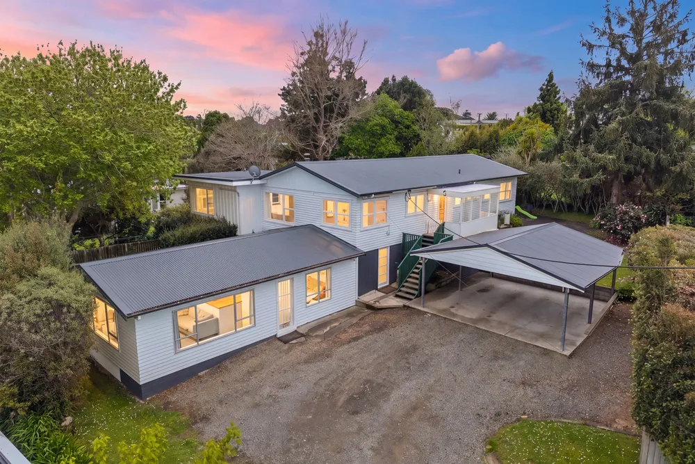 Photo of 33 Riverhead Road, Kumeu