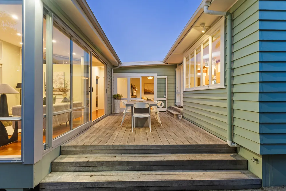 Photos of 44 Cambourne Road
