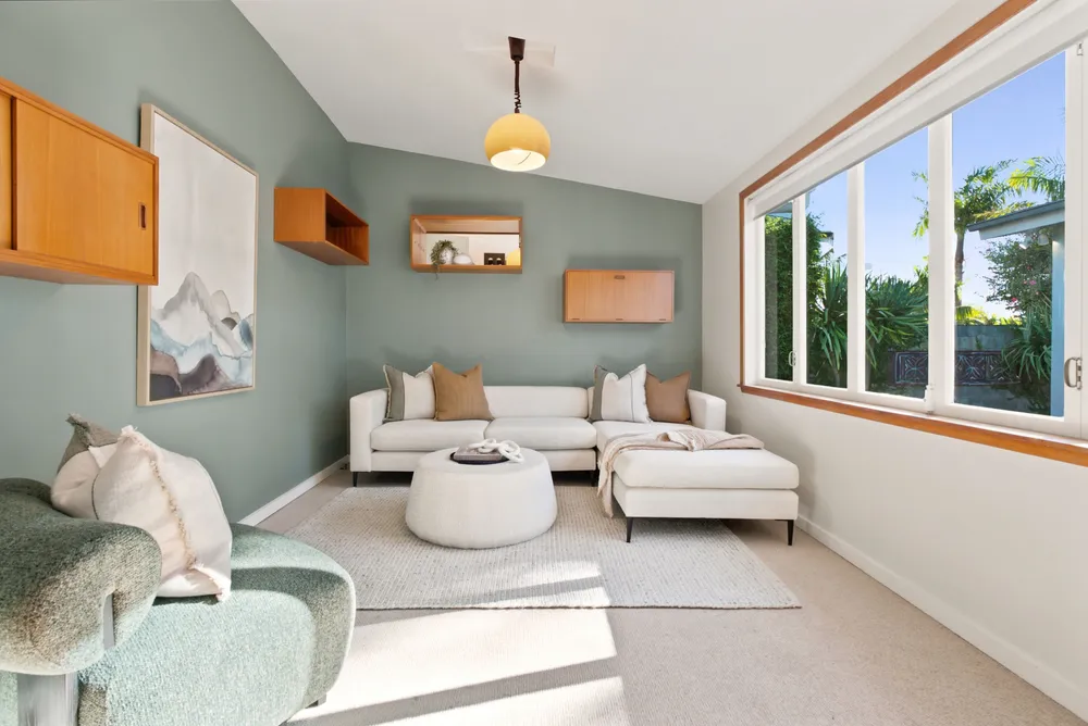 Photos of 44 Cambourne Road