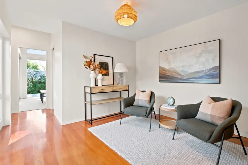 Photos of 44 Cambourne Road