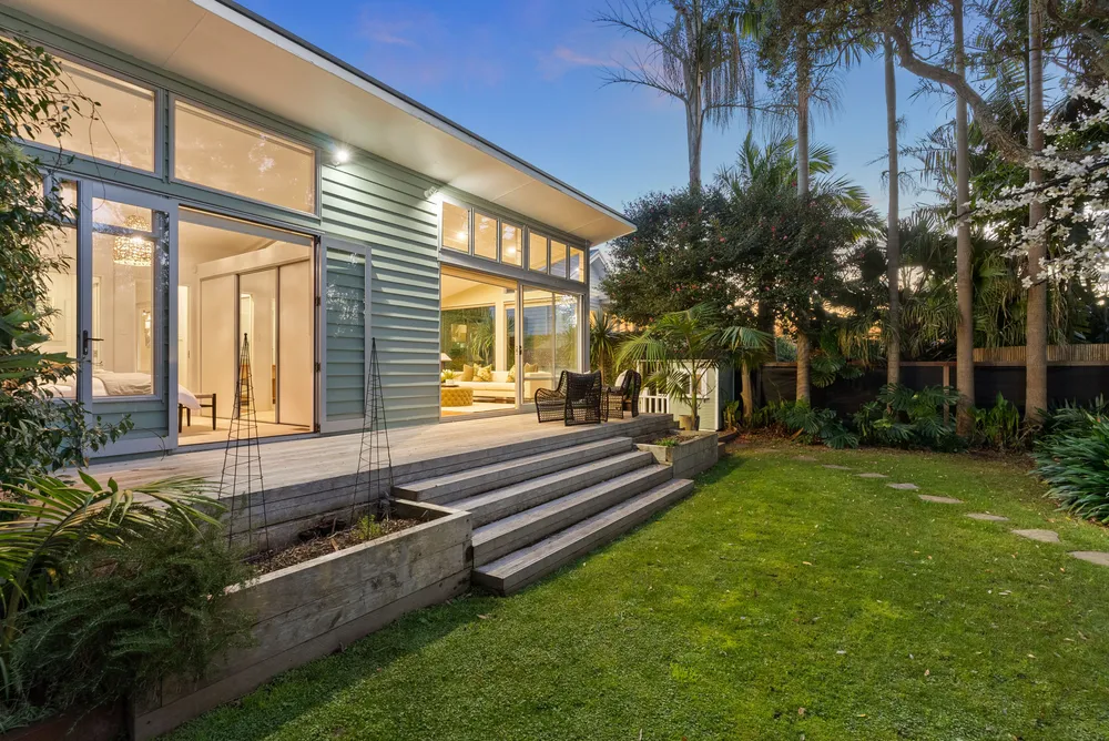 Photos of 44 Cambourne Road