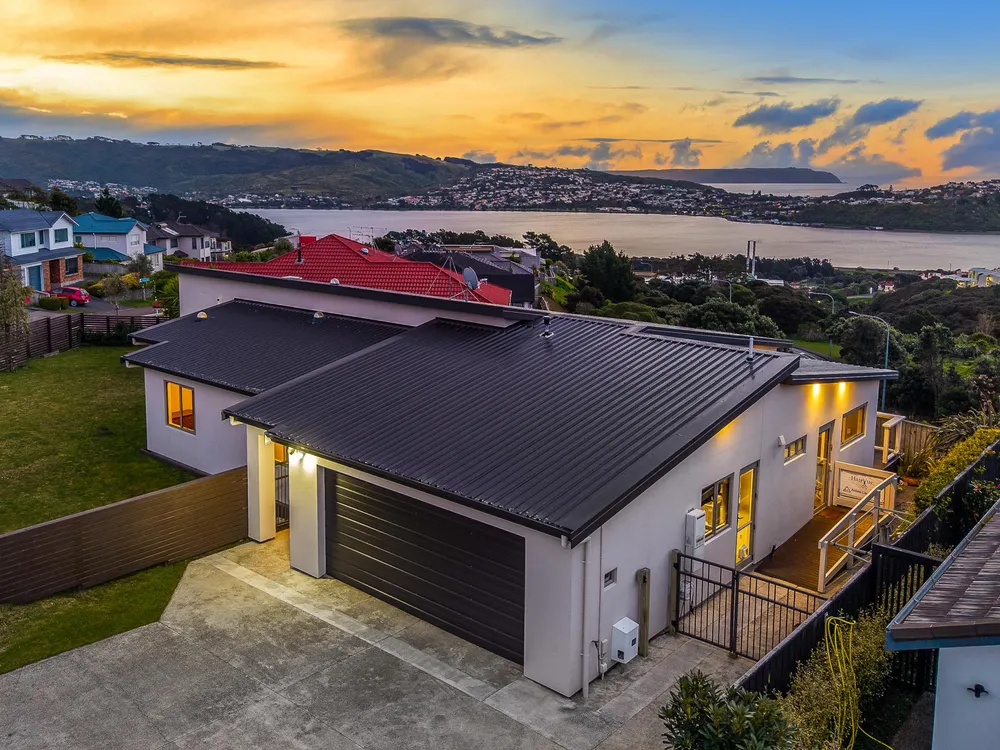 Photos of 1 Greenstone Place